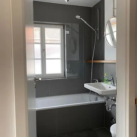 Modernes In Hammersbach / *